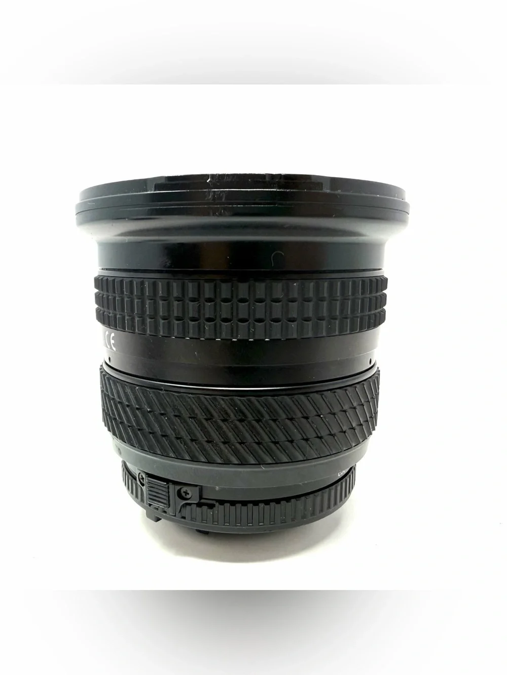 Quantaray 19-35mm F/3.5-4.5 AF Lens For Nikon AF Camera + 2 Lens Caps Made Japan